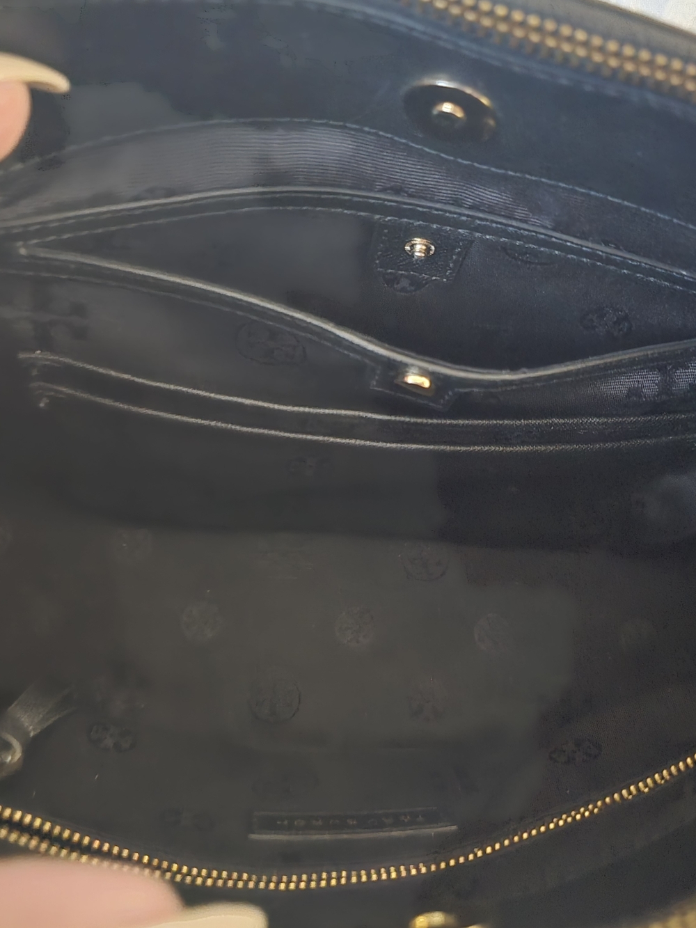 Tory Burch Black Saffiano Leather Satchel with Gold Logo - Picture 3 of 3